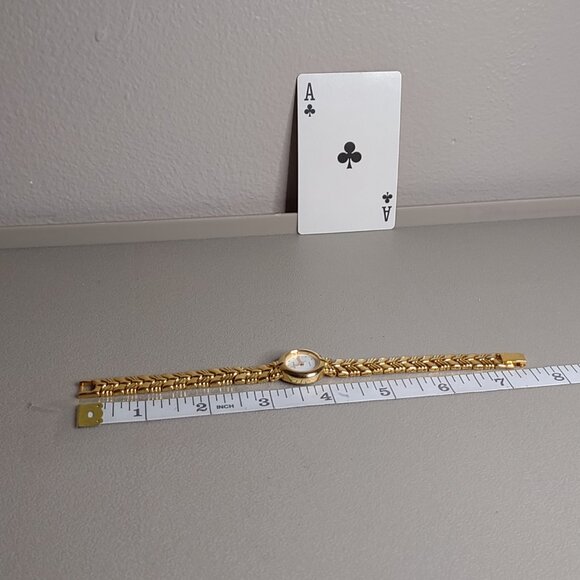 Untested Gold Tone Rumours Watch With White Dial - Picture 8 of 9